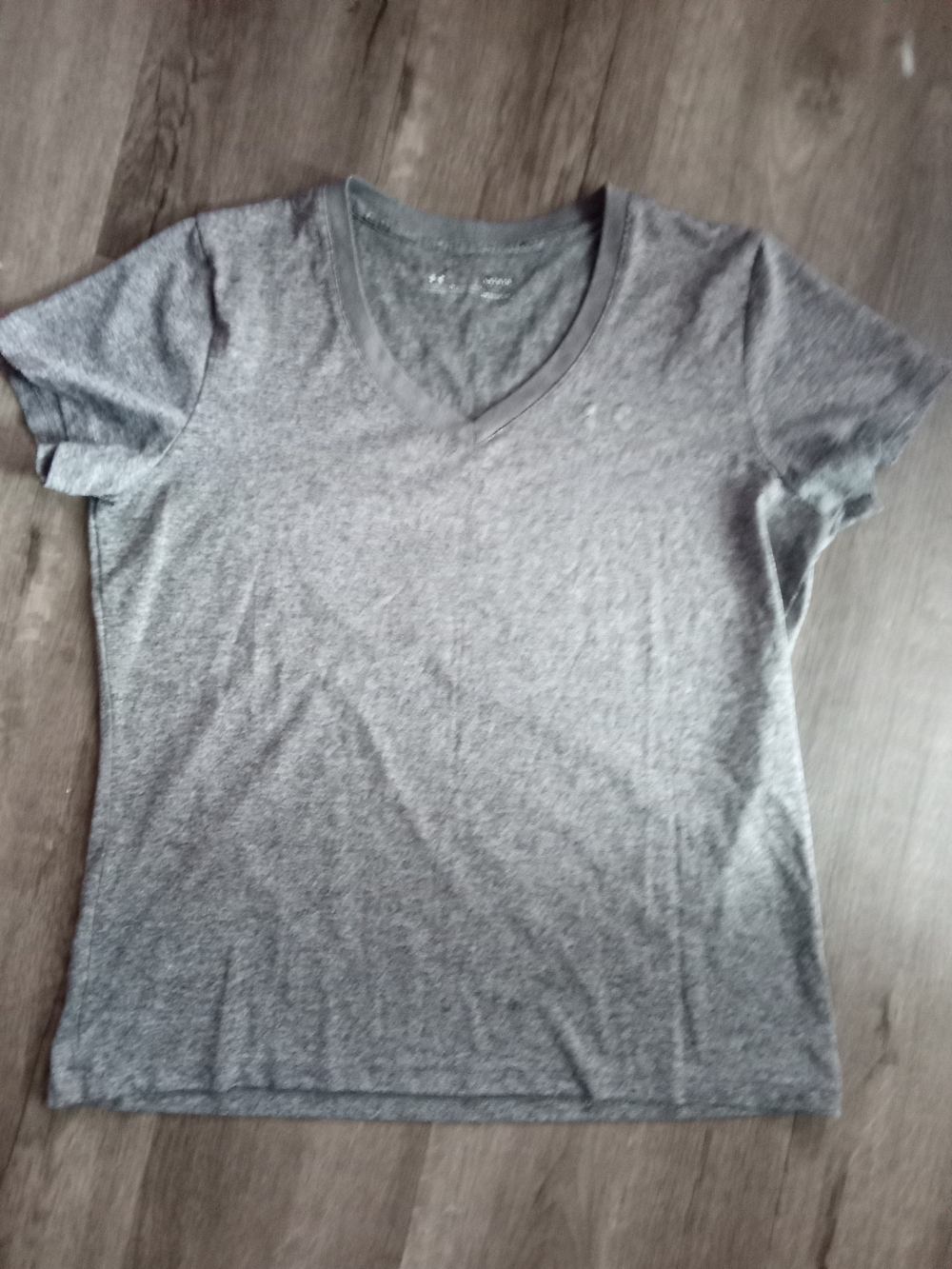 Hurley Women’s Gray V-Neck Muscle Tee